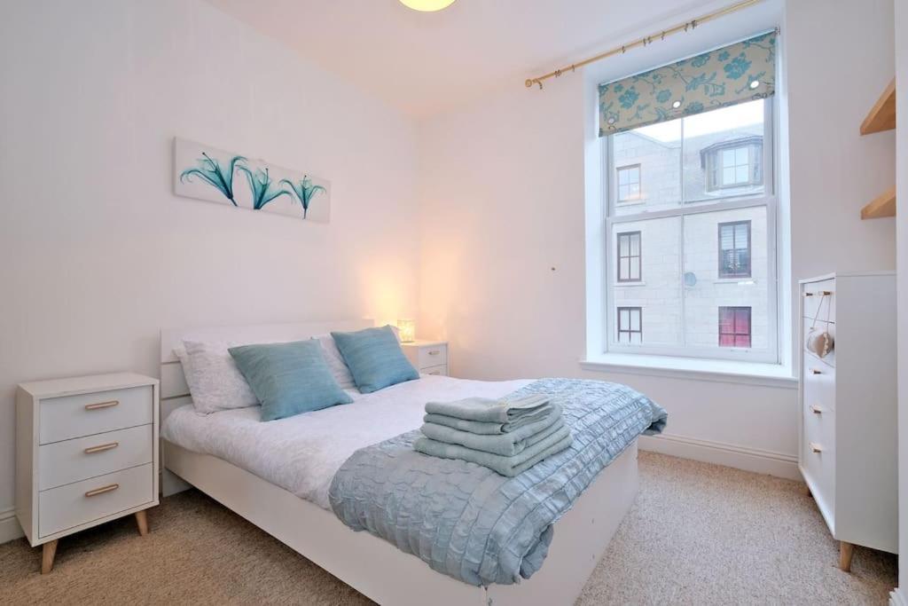 Modern & Spacious Apartment In City Centre Αμπερντήν Εξωτερικό φωτογραφία